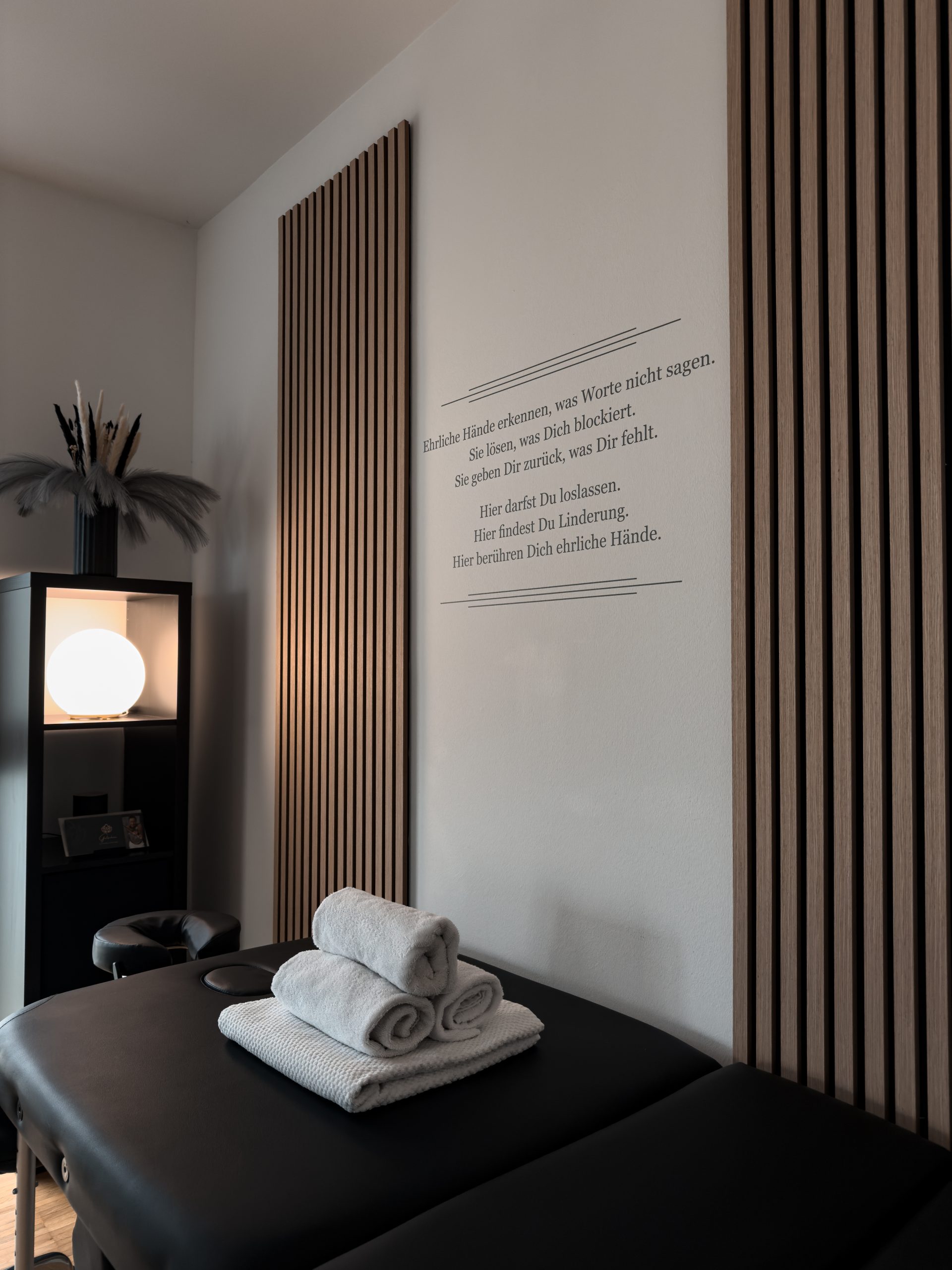 Tiefengewebs- & Wellnessmassagen in Hamburg-Eimsbüttel. Ehrliche Hände für echte Menschen – spürbare Linderung, Kraft & neue Beweglichkeit.